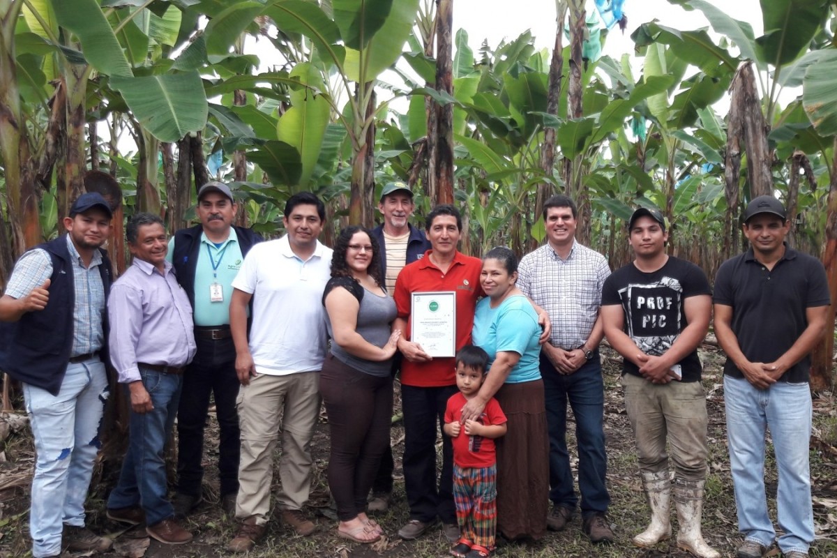 Image of the 200,000th producer to achieve GLOBALG.A.P. certification