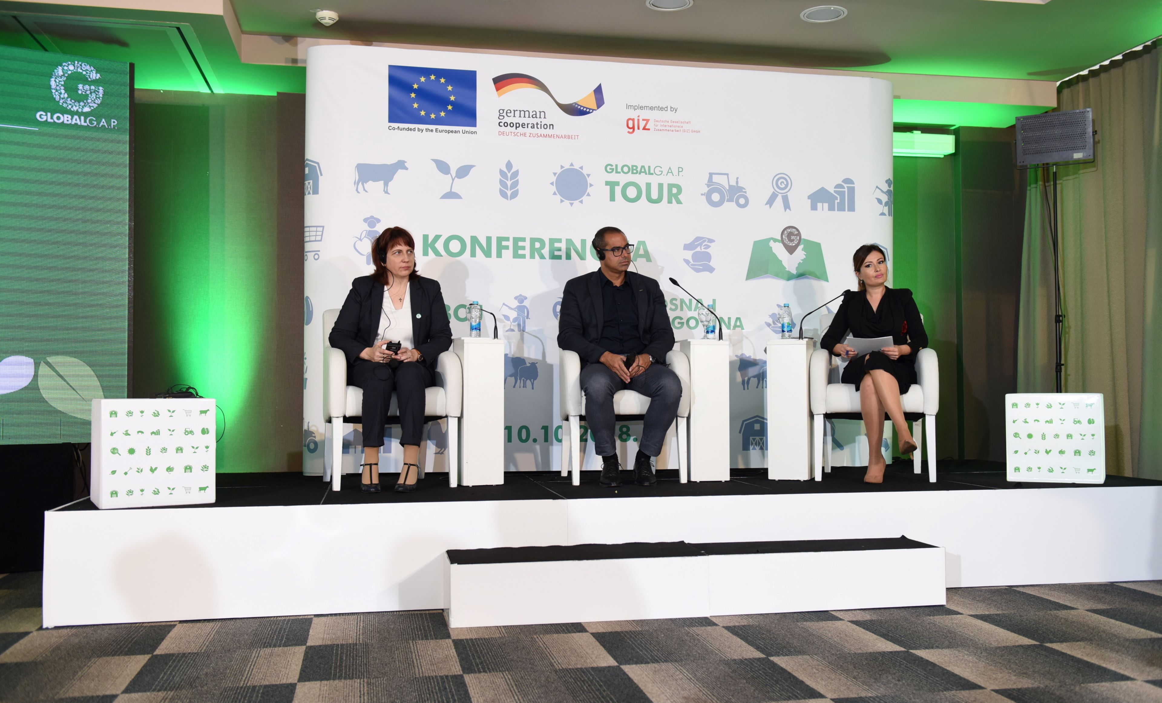 Image of presenters at the 2018 TOUR stop in Bosnia and Herzegovina 